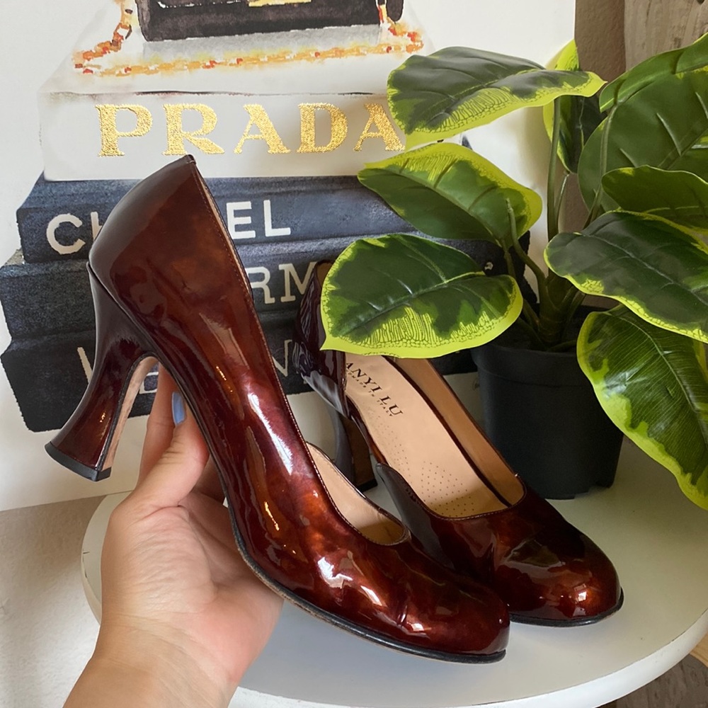 🤎🧡Anyi Lu Patent Leather Open Side Cushioned Pumps🤎🧡